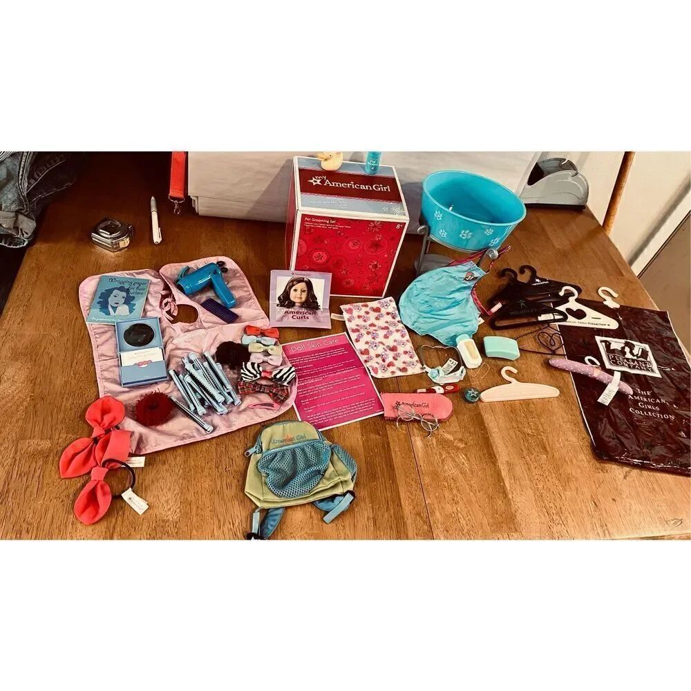 AMERICAN GIRL DOLL ACCESSORY LOT PET GROOMER/SALON/ORTHODONTIST & MORE LOT